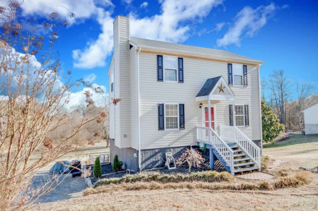 For Sale - 790 W Daffodil Rd | Ruckersville, VA 22968